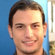 Roberto Urbina, 40 (TV Actor)