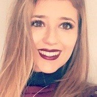 Robyn Regan, 28 (Cantante Pop)