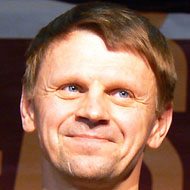 Rolandas Kazlas, 56 (Actor de Cine)