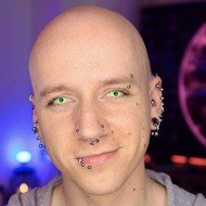 Roly West, 33 (YouTube明星)