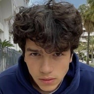 Roman Freud, 22 (TikTok明星)