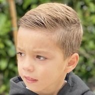 Romeo McClelland, 9 (Instagram明星)