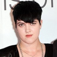 Romy Madley Croft, 34 (吉他手)