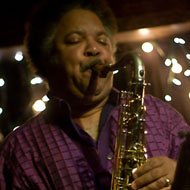 Ron Holloway, 72 (Saxofonista)