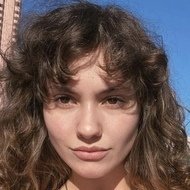 Ronni Hawk, 26 (Attrice TV)
