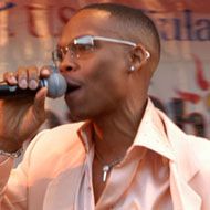 Ronnie DeVoe, 56 (Cantante R&B)