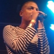 Ronnie Flex, 31 (Cantor Pop)