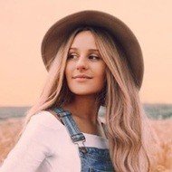 Rosie Hardy, 35 (Photographer)