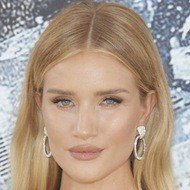 Rosie Huntington-Whiteley, 36 (Nữ diễn viên điện ảnh)