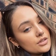 Rosie Lewis, 24 (Instagram Star)