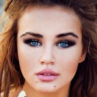 Rosie Mac, 28 (TV Actress)