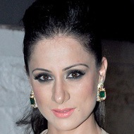 Rouble Nagi, 43 (雕塑家)