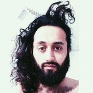 Rowan Faife, 36 (Empresários)