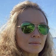 Roza Gilles, 33 (Instagram Star)