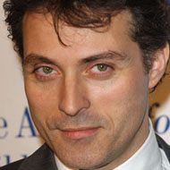 Rufus Sewell, 56 (电影演员)