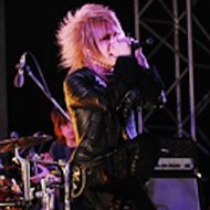 Ruki, 42 (Ca sĩ nhạc Rock)