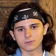 Ryan Alexander, 22 (TikTok明星)