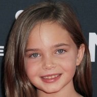 Ryan Kiera Armstrong, 13 (Nữ diễn viên điện ảnh)