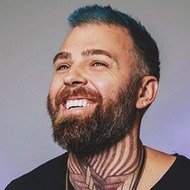 Ryan Morgan, 46 (Instagram明星)