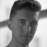 Ryan O'Shaughnessy, 33 (流行歌手)