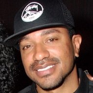 Ryan Press, 44 (企業主管)