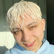 Safir Jaune, 25 (TikTok Star)