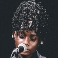 Salle, 22 (世界音乐歌手)