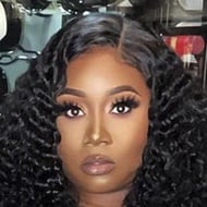 Sallythatgirl87, 36 (YouTube Star)
