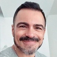 Salvador Núñez, 38 (Блогер)