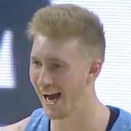 Sam Hauser, 27 (Basketballspieler)