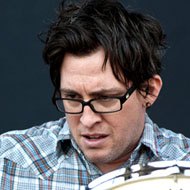 Sam Loeffler, 50 (鼓手)