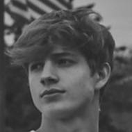 Sam Mooney, 22 (Estrella de TikTok)