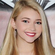 Samantha Bailey, 23 (肥皂劇女演員)