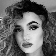 Samantha Snook, 29 (Instagram明星)