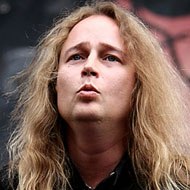 Sami Yli-Sirnio, 53 (吉他手)