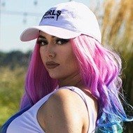 Sammyy02k, 31 (Instagram Star)