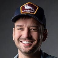 Sandi Pego, 37 (TikTok明星)