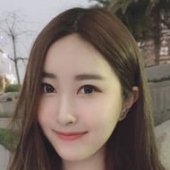 Sandy Sandy&Mandy, 24 (YouTube明星)