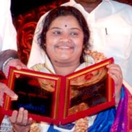 Sangeeta, 76 (电影女演员)