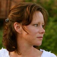 Sara Groves, 51 (Cantante de Rock)