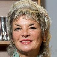 Sara Wheeler, 62 (非小说作者)