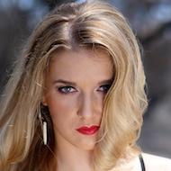 Sarah Blaine, 34 (Pop Singer)