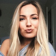 Sarah Dunk, 31 (YouTube Star)