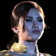 Sarah Geronimo, 35 (Pop Singer)