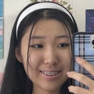 Sarah Inoue, 21 (TikTok Star)