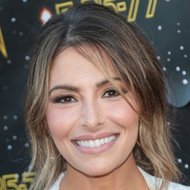 Sarah Shahi, 44 (電視女演員)