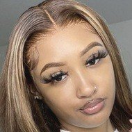 Saria Raine, 21 (YouTube明星)