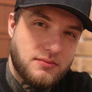 Sasha Shikolay, 30 (Metal Singer)