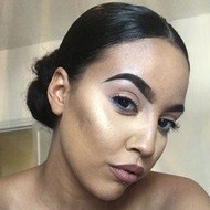 Sassi Simmonds, 25 (现实之星)