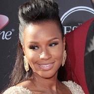 Savannah James, 37 (Instagram Star)